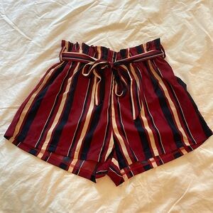 Flowy Striped Shorts 💁🏼‍♀️